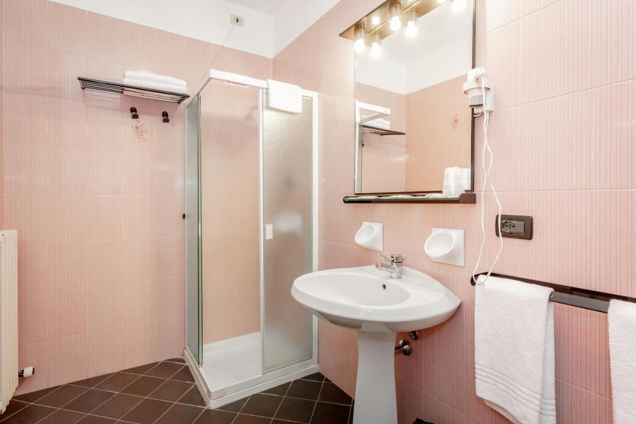 Rhi Porta Bologna Hotel Pieve di Cento Buitenkant foto