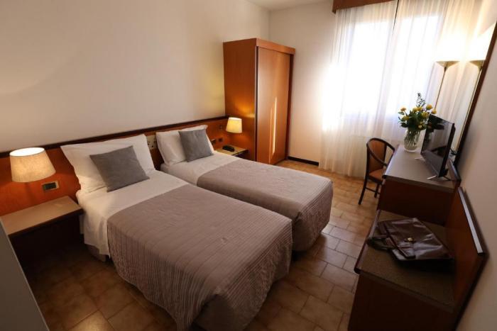 Rhi Porta Bologna Hotel Pieve di Cento Kamer foto